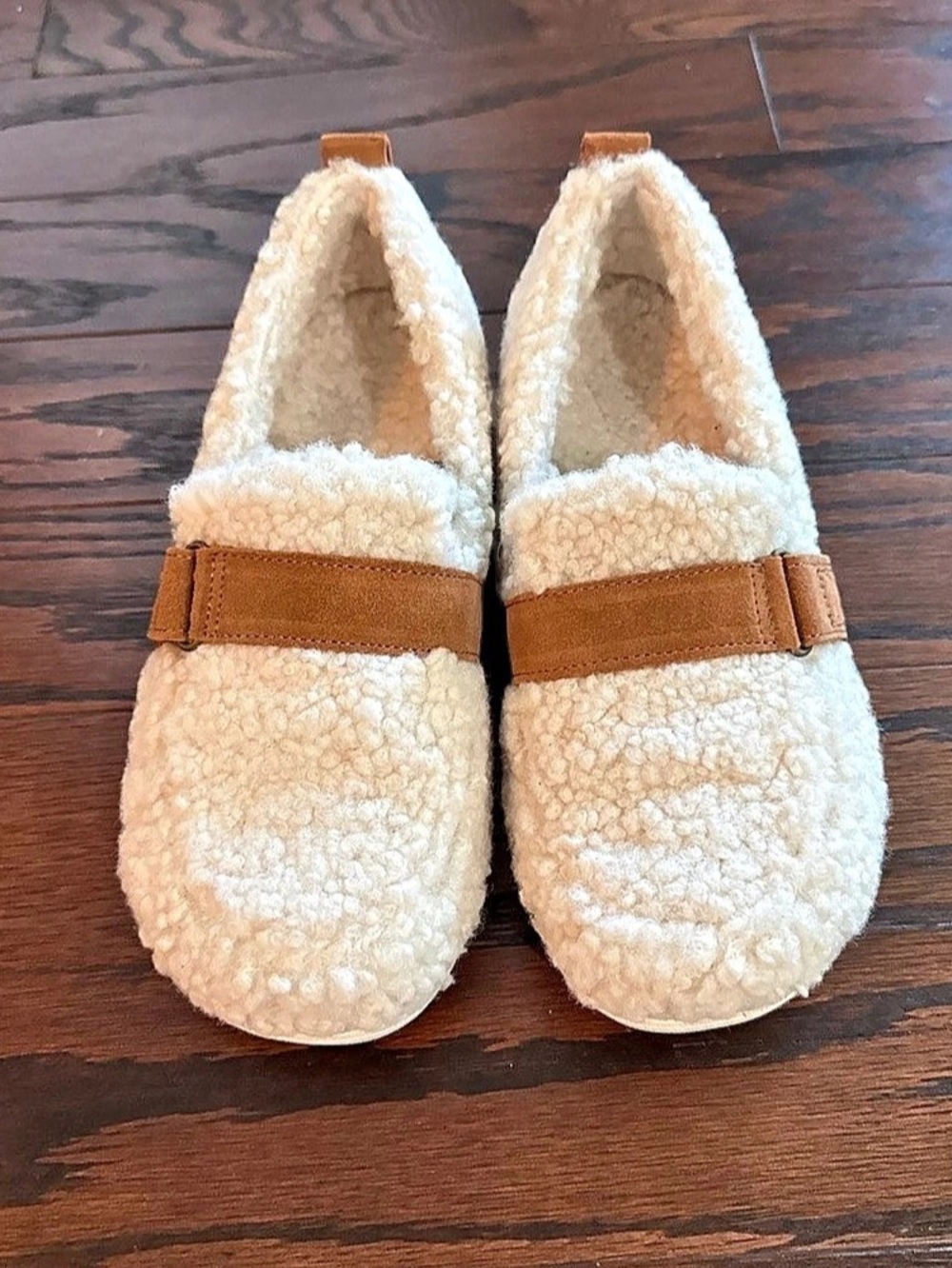 Vionic Imogen faux shearling slippers fall winter cozy casual loungewear size 8 - Picture 2 of 8